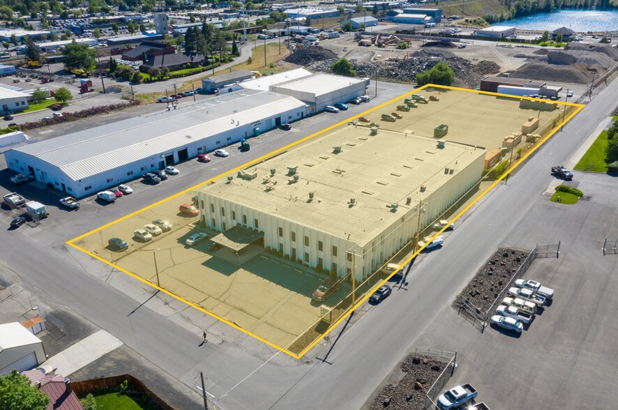 229 N Ella Rd, Spokane, WA à vendre - Photo du bâtiment - Image 2 de 9