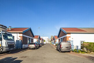 Plus de détails pour 114-126 Avenue D'Alfortville, Choisy-le-Roi - Bureau, Local d'activités à louer