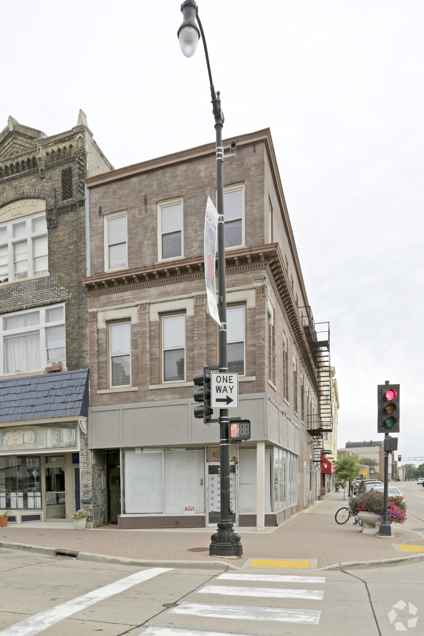 223 6th St, Racine, WI for sale Primary Photo- Image 1 of 1