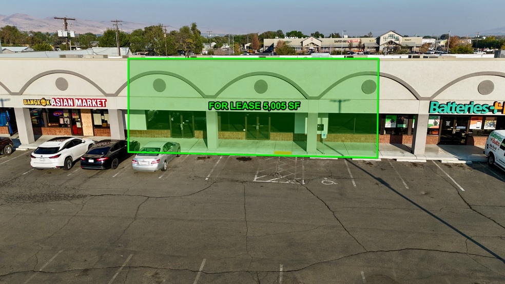 1731 S 1st St, Yakima, WA for lease - Building Photo - Image 2 of 13