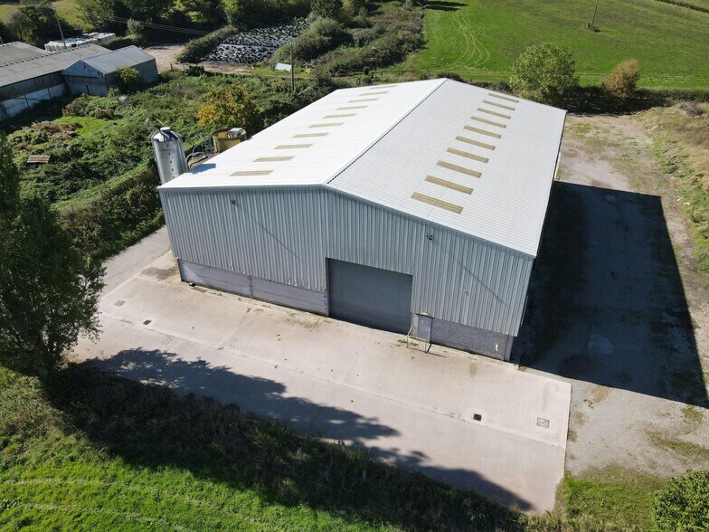 8 Mill Ln, Eccleshall à vendre - Photo du bâtiment - Image 2 de 2