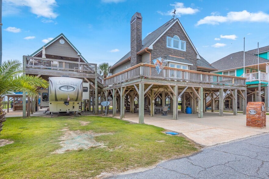 2314 Teal St, Cameron, LA à vendre - Photo du bâtiment - Image 3 de 30