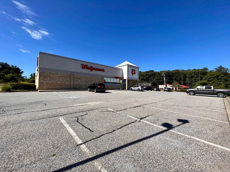 2101 Fallston Rd, Fallston, MD à vendre - Photo du bâtiment - Image 2 de 7