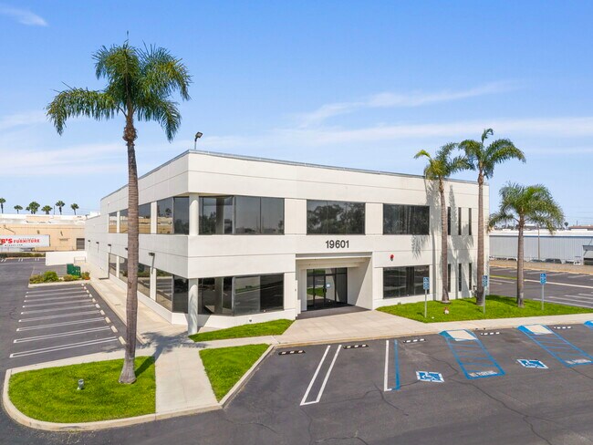 Plus de détails pour 19601 Mariner Ave, Torrance, CA - Bureau, Local d'activités à louer