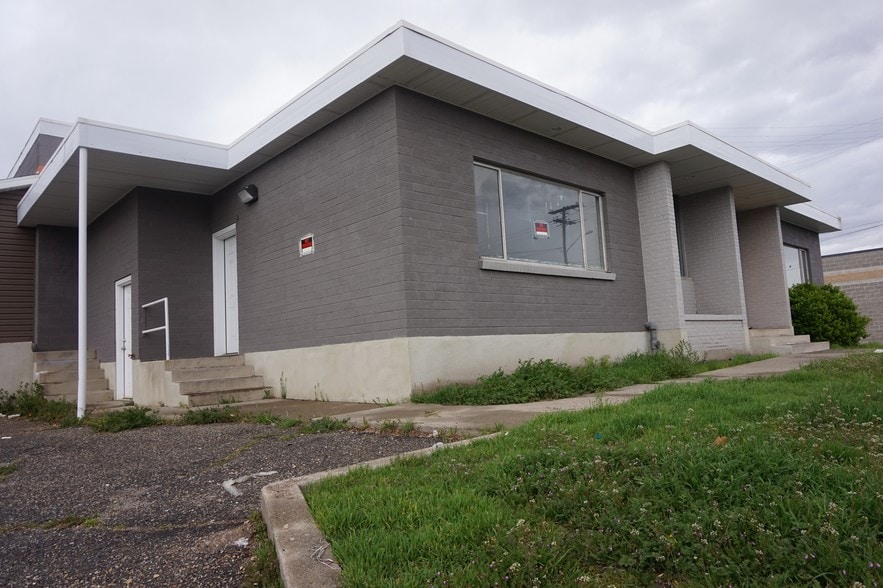 3324 S 200 E, Salt Lake City, UT for sale - Building Photo - Image 3 of 26