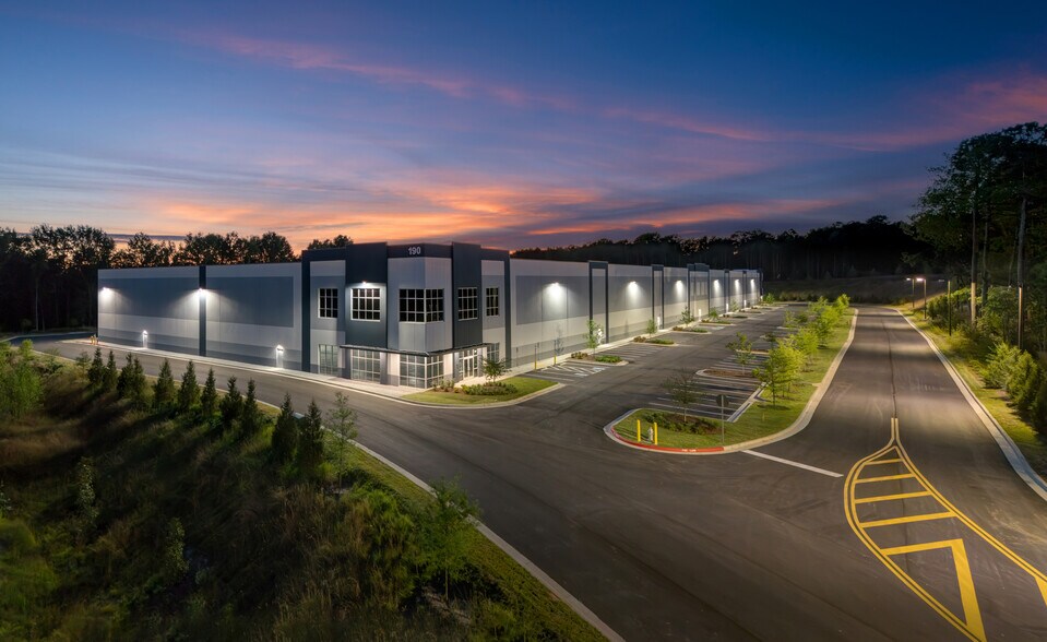 190 SE North Salem Rd, Conyers, GA à louer - Photo du bâtiment - Image 2 de 8