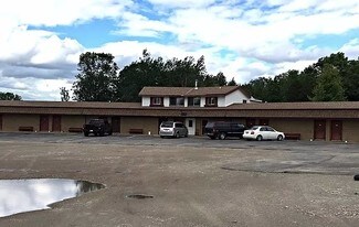 Plus de détails pour W1915 Flame Rd, Marinette, WI - Services hôteliers à vendre