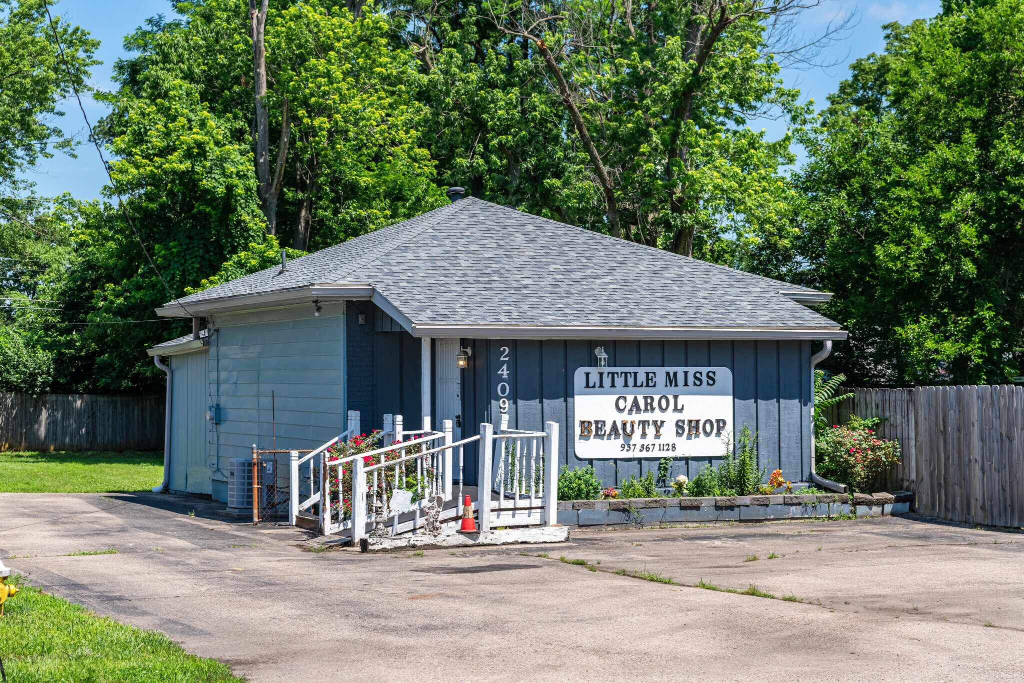 2409 Valley St, Dayton, OH à vendre Photo du bâtiment- Image 1 de 1