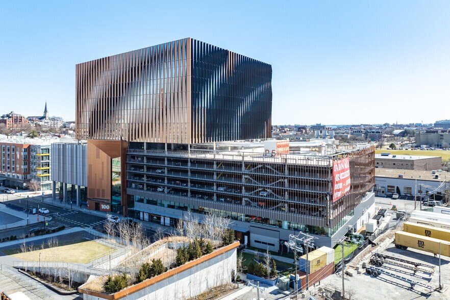 100 Hood Park Dr, Charlestown, MA à louer - Photo du bâtiment - Image 1 de 12