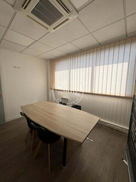 6 Rue Des Charrons, Blagnac for lease - Interior Photo - Image 3 of 4
