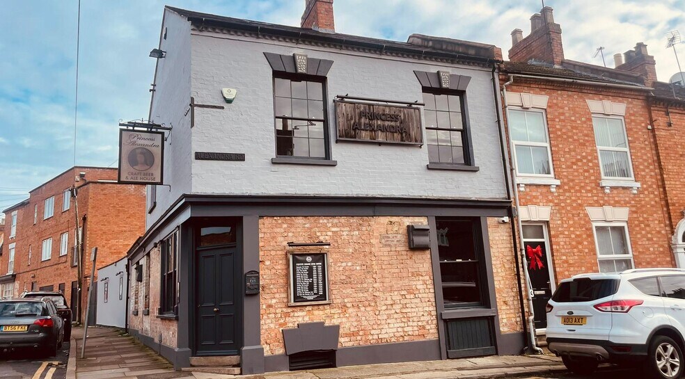 1 Alexandra Rd, Northampton à vendre - Photo du bâtiment - Image 2 de 17