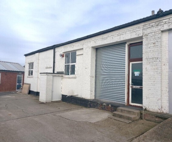 More details for 2-3 Bridge Rd, Camberley - Industrial for Lease