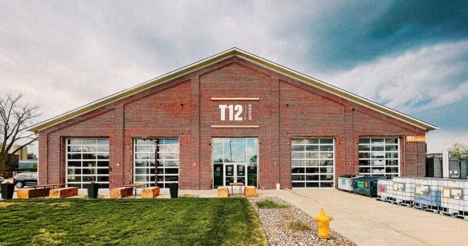 111 S 11th St, West Des Moines, IA for lease - Building Photo - Image 2 of 5