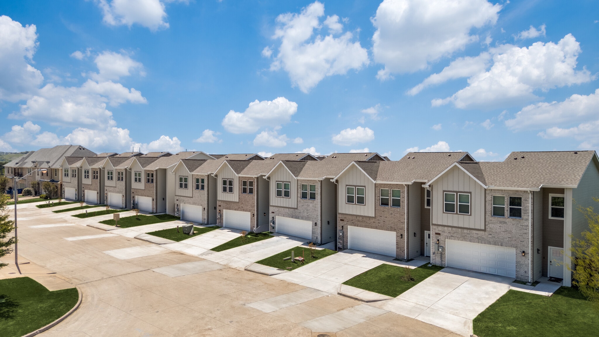 6655 Mountain Trl, Dallas, TX à vendre Photo principale- Image 1 de 28