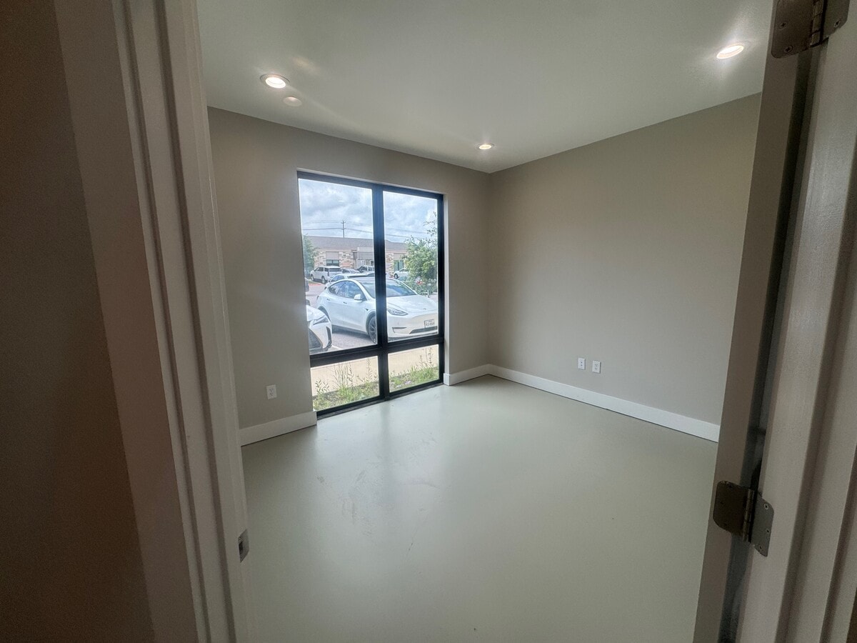 1908 Yaupon Trl, Cedar Park, TX 78613 - Unit 104 - - Interior Photo - Image 2 of 13