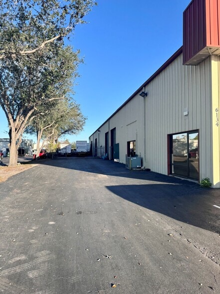 6134 Taylor Rd, Naples, FL for sale - Building Photo - Image 2 of 9