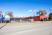 Lyons Industrial & Commercial Flex - Warehouse