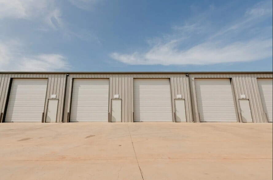 6120 US Highway 69 N, Tyler, TX à louer - Photo du bâtiment - Image 2 de 4