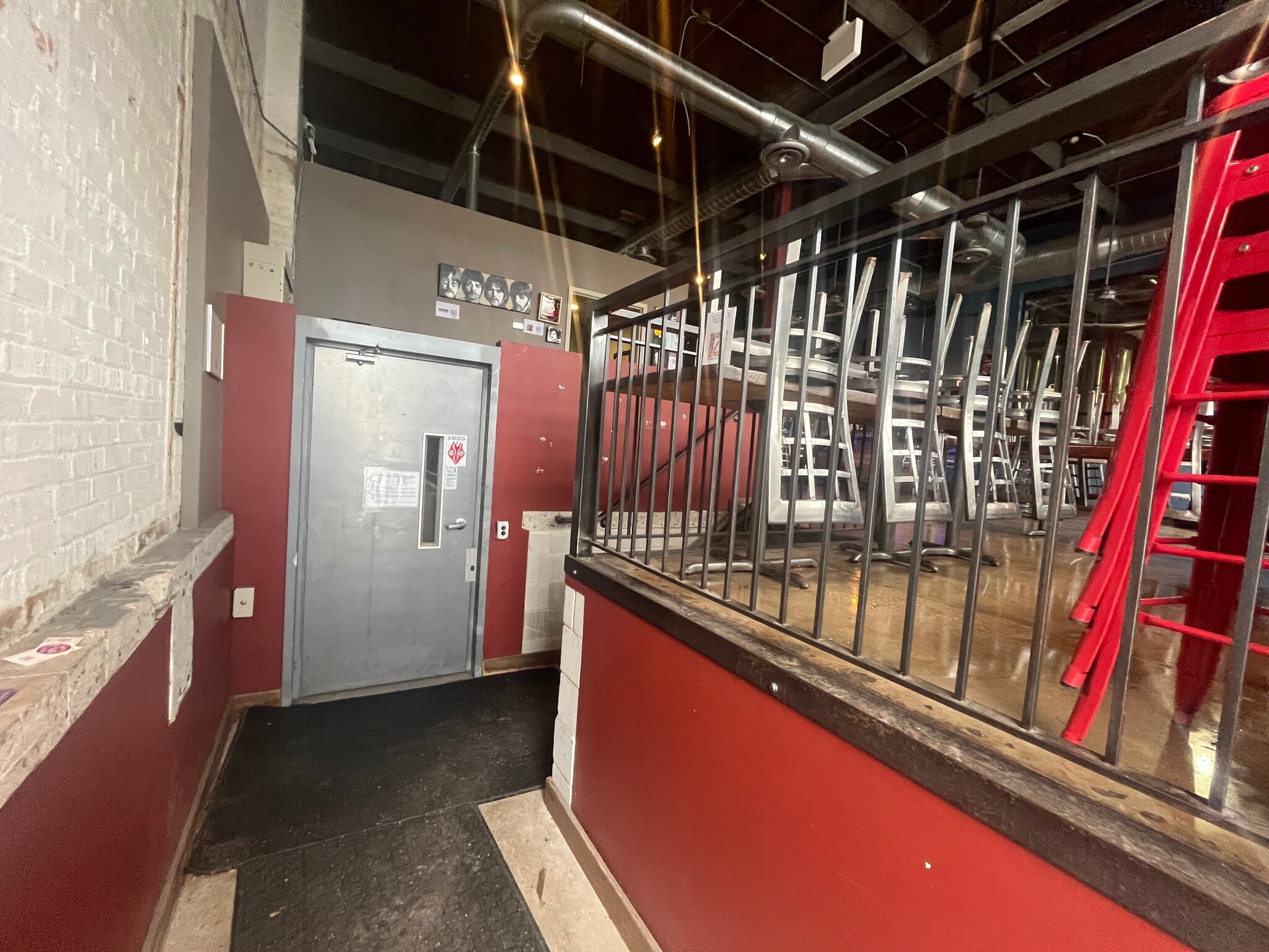 4055 W Peterson Ave, Chicago, IL for lease Interior Photo- Image 1 of 16