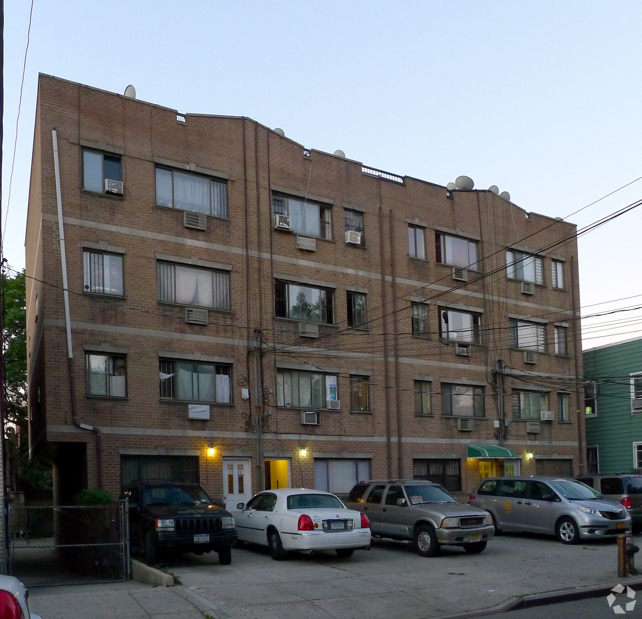 95-24 42nd Ave, Flushing, NY for sale Primary Photo- Image 1 of 13