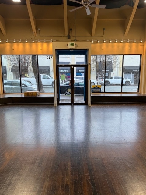 1712 California St, Redding, CA for lease Primary Photo- Image 1 of 9