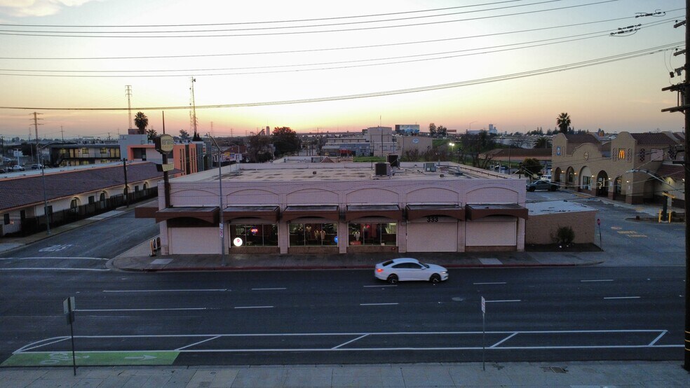 345 S El Dorado St, Stockton, CA à louer - Photo du bâtiment - Image 2 de 3