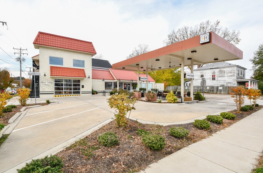 1600 Princess Anne St, Fredericksburg, VA à vendre - Photo du bâtiment - Image 3 de 25