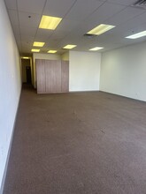 3565 E Post Rd, Las Vegas, NV for lease Building Photo- Image 2 of 3