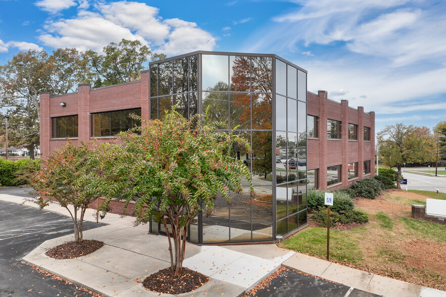 1321 Long St, High Point NC - Services immobiliers commerciaux