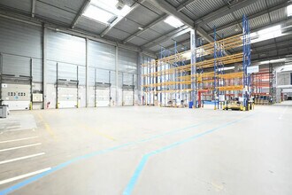 Industrial in Saint-Quentin-Fallavier for lease Interior Photo- Image 2 of 7