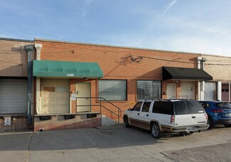 Plus de détails pour 2204-2206 Irving Blvd, Dallas, TX - Local d'activités à louer