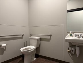 560 W Frontier Pky, Celina, TX for lease Interior Photo- Image 1 of 11