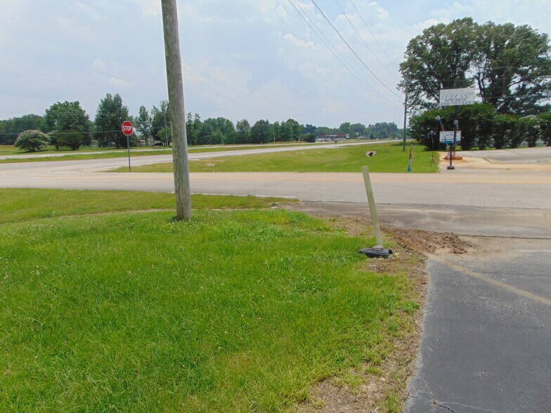 4833 Highway 43, Killen, AL à vendre - Photo du bâtiment - Image 3 de 6