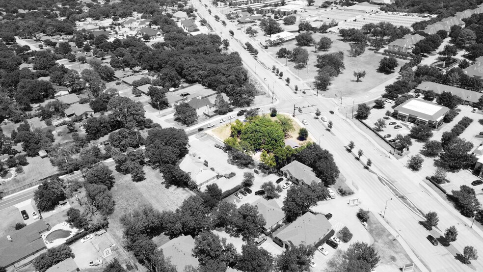 1509 Tinker Rd, Colleyville, TX à vendre - Photo du bâtiment - Image 3 de 35