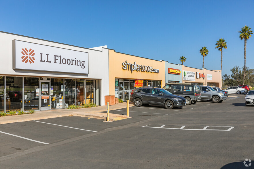 7920-7950 Miramar Rd, San Diego, CA for lease - Building Photo - Image 3 of 7