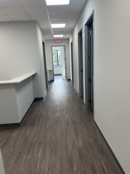 1307 Cleveland Avenue, Wildwood, FL à louer - Photo intérieure - Image 3 de 21