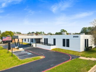 Plus de détails pour 2503 Lake Rd, Huntsville, TX - Bureau à louer
