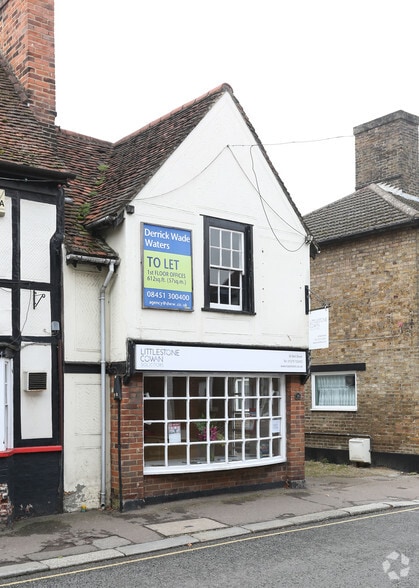 36 Bell St, Sawbridgeworth à louer - Photo du bâtiment - Image 2 de 2