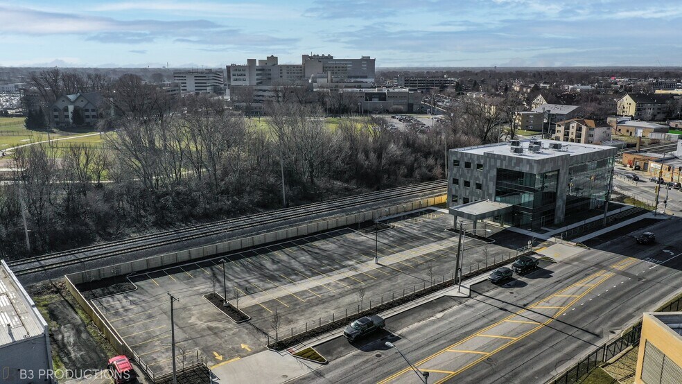 4457 Southwest Highway, Oak Lawn, IL à louer - Photo du bâtiment - Image 2 de 17