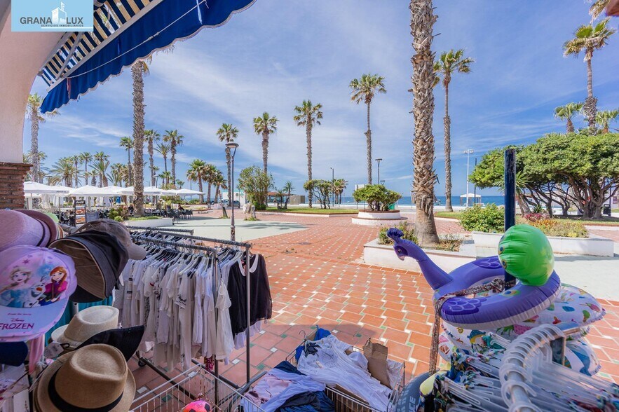 Retail in Salobreña for sale - Building Photo - Image 2 of 18