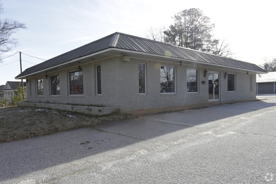 104 Miller Rd, Mauldin, SC for sale - Building Photo - Image 2 of 6