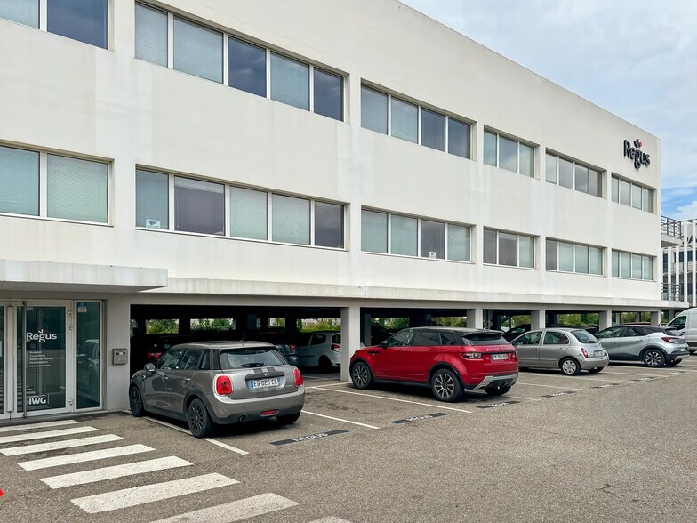 1 Avenue Jacqueline Auriol, Marignane for lease - Primary Photo - Image 2 of 35