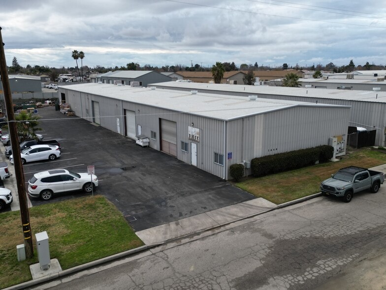 1649 Elzworth St, Bakersfield, CA for lease - Building Photo - Image 1 of 2