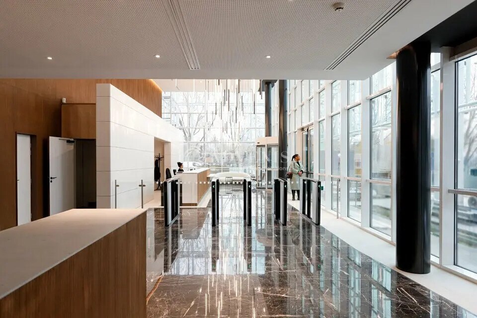 Office in Courbevoie for lease Building Photo- Image 1 of 3