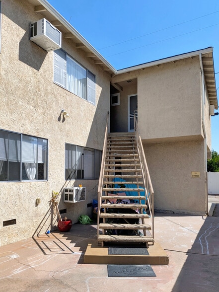 652 N Whitnall Hwy, Burbank, CA for sale - Building Photo - Image 3 of 7
