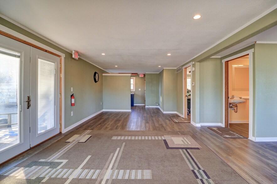 603 W Rock Falls Rd, Rock Falls, IL à vendre - Photo du bâtiment - Image 3 de 29