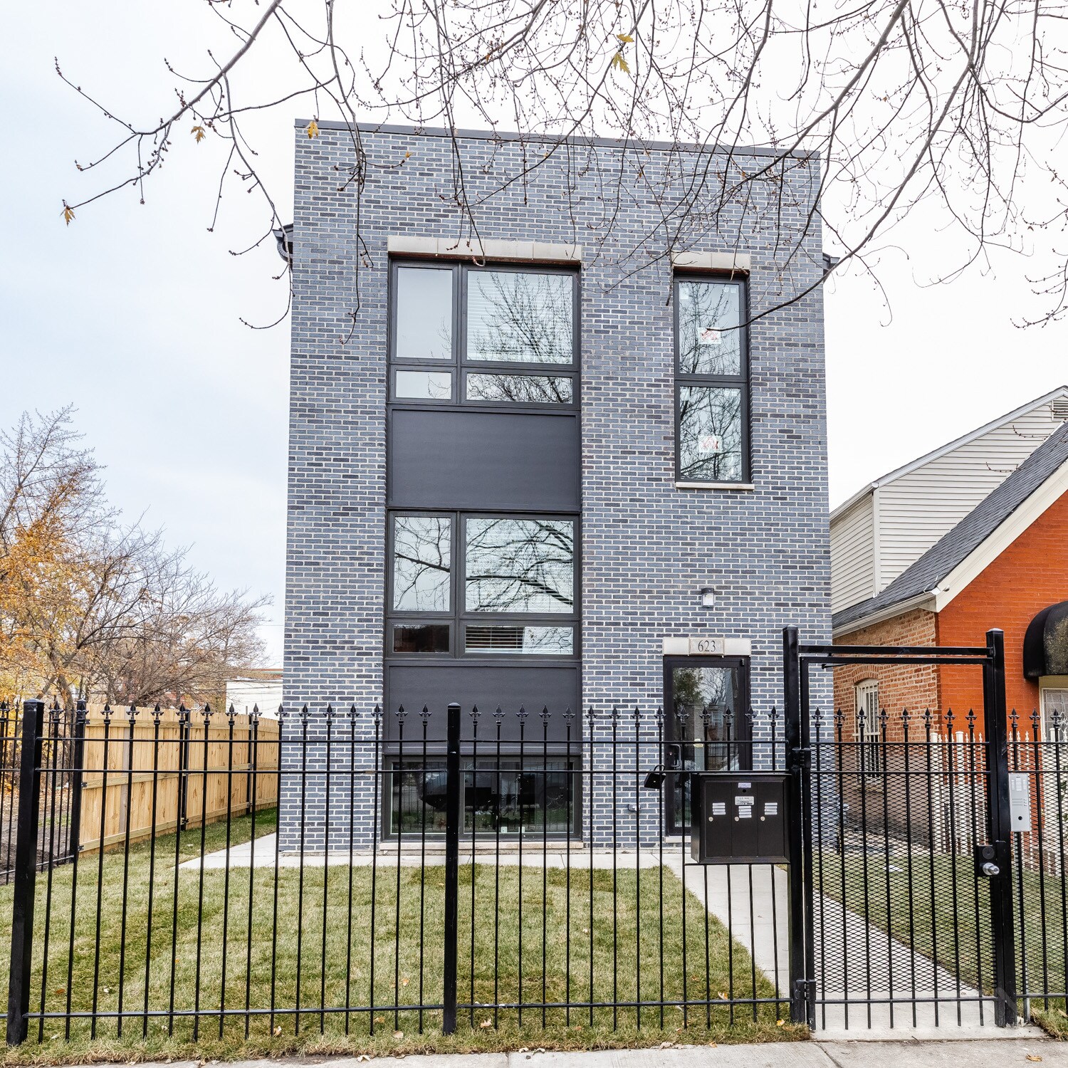851 Springfield ave, Chicago, IL à vendre Photo du bâtiment- Image 1 de 37