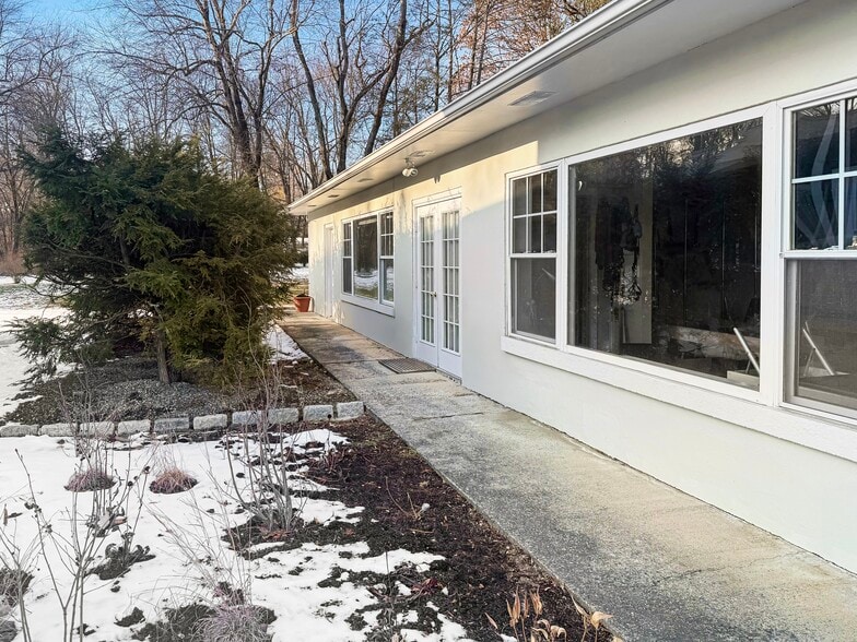 1135 Route 9D, Garrison, NY for lease - Building Photo - Image 2 of 5