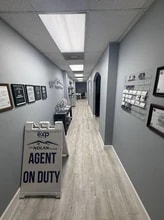 601 21st St, Vero Beach, FL for lease Interior Photo- Image 2 of 18