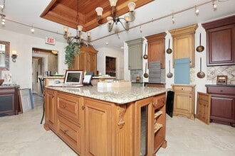 211 6th Ave, Hawthorne, NJ à louer Photo intérieure- Image 2 de 10